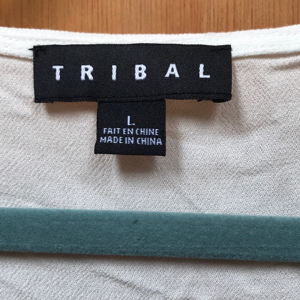 Top - Picture 2 of 3